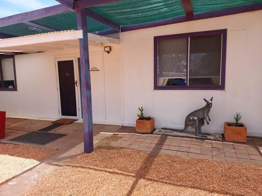 Lavender Cottage - At Home In Lightning Ridge Exterior foto