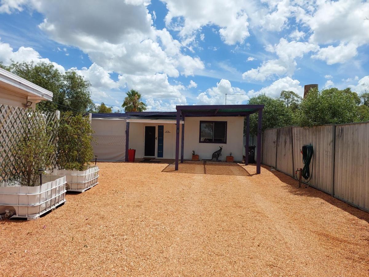 Lavender Cottage - At Home In Lightning Ridge Exterior foto